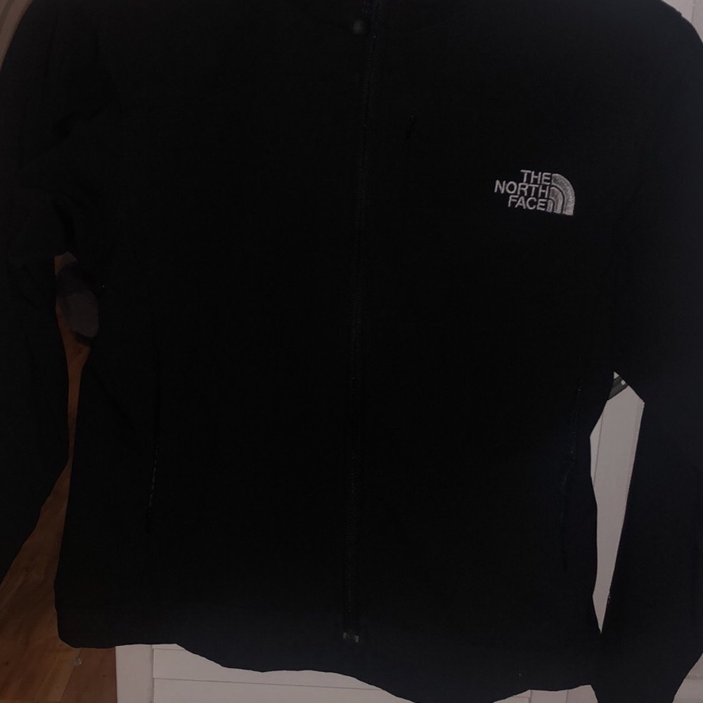 The north face wind breaker